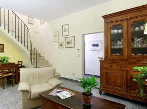 Il Cortile Del Nespolo