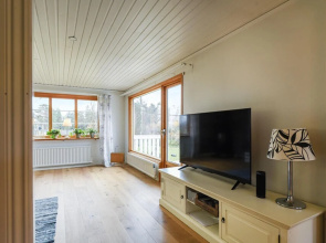 Nice Home in Brastad With 2 Bedrooms and Wifi