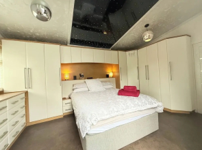 3 Bed-sleeps 6-hot Tub-pet Friendly-parking