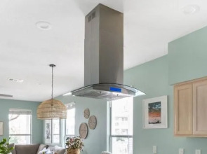 Matthew Blvd - Marina