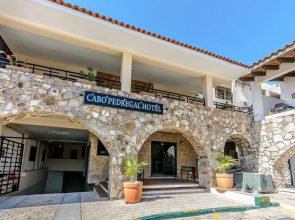 Cabo Pedregal Hotel