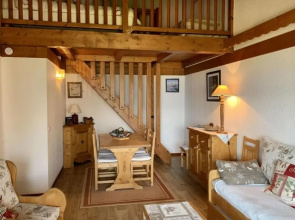 Beautiful apartment with BALCONY and GREAT view !