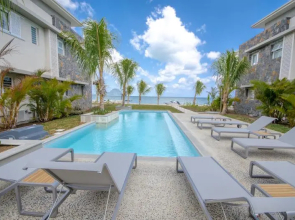 L'Escale Luxury Beachfront Suites by Dream Escapes
