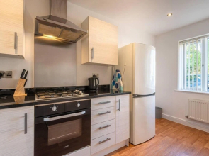 Stunning 3-bed House in Derby