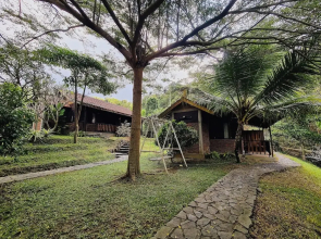 Giri Tengah Resort Borobudur