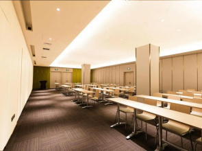 JI Hotel (Changji Huanyu Square)