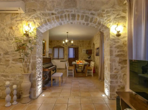 Villa Minos by Villa Plus