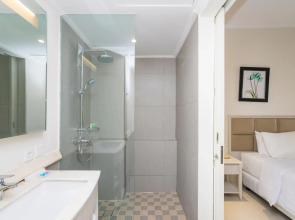 Alron Hotel Kuta Powered by Archipelago