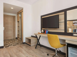 Ramada Encore By Wyndham Istanbul Basin Express