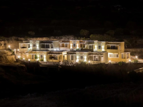 Elaia Villas
