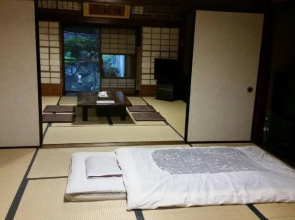 Tobaya Ryokan