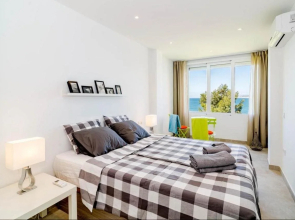 CP1-2 bedroom front line beach Cristo Playa RoomService