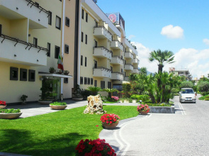 Abalon Pompei Resort