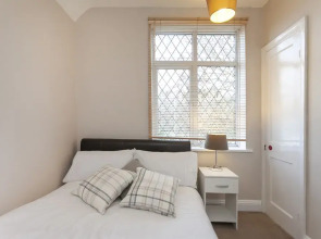 Astley 3 bedroom house