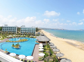 The Sailing Bay Beach Resort