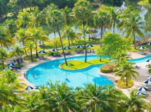 Pullman Phuket Karon Beach Resort ex. Hilton Phuket Arcadia Resort