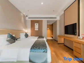 Pujiang Youyue E-sports Hotel (Sports Center Branch)
