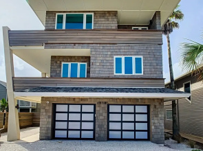 Enjoy the Best Time of the Year in Florida at Redfish Dance Riverfront Pool Home With Dock - 6958t