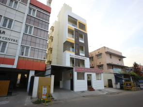 OYO 9525 Park Service Apartments