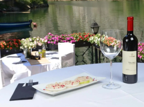 Canyon Matka Hotel