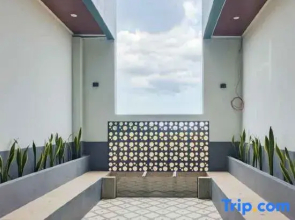 Urbanview Hotel JD Luxury Brebes