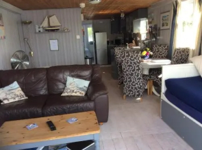 Houseboat Heyvon