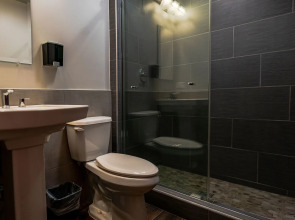 Chicago Getaway Hostel