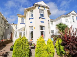 English Riviera Coastal Holiday Home in Devon Uk