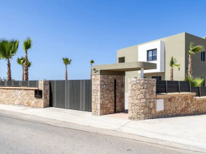 Divel Luxury Villas - Villa Ervin by Estia