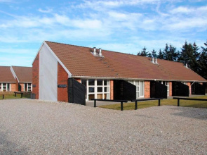 Ho Holiday Centre Holiday Home
