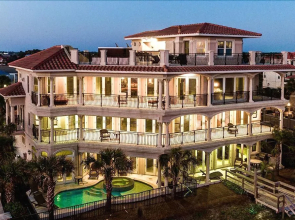 Capitano 7 Bedroom Holiday Home by Five Star Properties