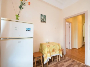 Prorizna Studio Kiev Apartment