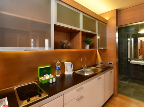 Отель Ansen Suites