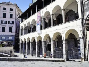 Flat 3 Bedrooms 1 Bathroom - Genoa