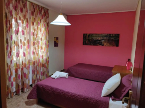 House,1000m from the beach