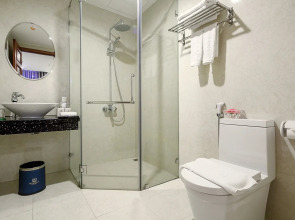 Sepon Blue Hotel