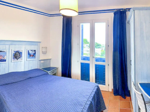 Cala La Luna Resort