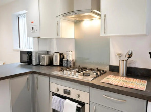 The Old Bakery - TV in Every Bedroom!