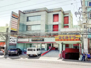 898 Berts Condotel