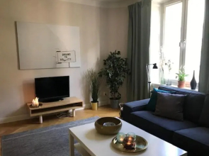 Stylish & light 2 room apartment in SoFo, 60sqm