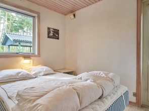 6 Person Holiday Home in Aakirkeby