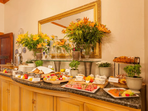 Courtyard Hotel Arcadia