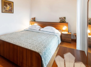 Peaceful Apartment in Poreč with Garden