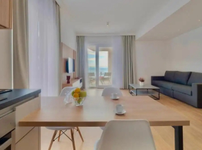 Two bedroom Apartment with sea view Jake