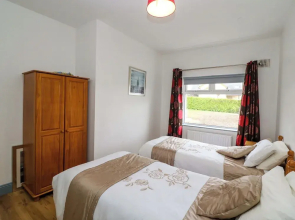 No 1 Lodge Wood