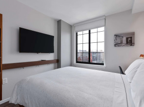 Motto by Hilton Washington DC City Center