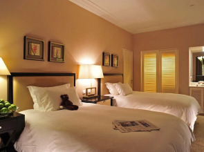 Отель Broadway Mansions Shanghai