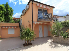Apartment Carmen