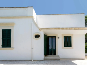 Country pool house