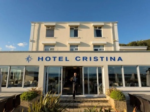 Cristina Hotel